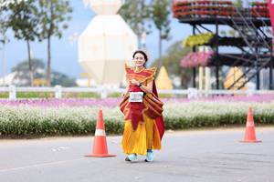 BIB: 
                            <button type="button" onclick="openModal(27858372)" class="btn btn-primary btn-sm float-right btn-popup" data-toggle="modal" data-target=".modal-high-quality">
                        <i class="fas fa-shopping-cart"></i> Add to Cart
                    </button>
                                            <button type="button" onclick="isThisMe(27858372, true)" class="btn btn-success btn-sm float-right btn-popup btn-isme hidden" data-toggle="tooltip" data-placement="bottom" title="นี่คือรูปของคุณใช่ไหม คลิกที่นี่เพื่อเอาเข้าอัลบั้ม">
                        <i class="fas fa-plus"></i> Add to album
                    </button>
                    <button type="button" onclick="isThisMe(27858372, false)" class="btn btn-warning btn-sm float-right btn-popup btn-isnotme hidden">
                        <i class="fas fa-ban"></i> Remove from album
                    </button>